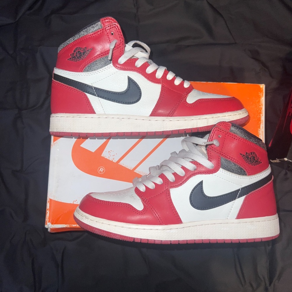 Jordan 1 lost and founds size 7 men